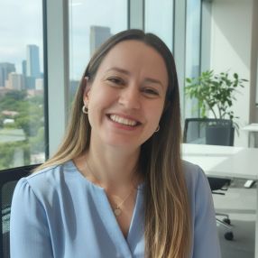 Juliana, Babysitter in São José dos Pinhais