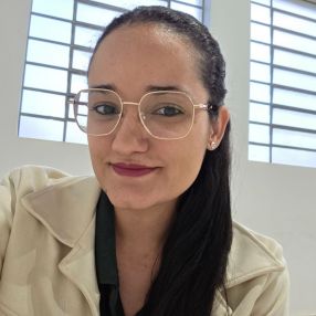 Karla, Babá em Jataí