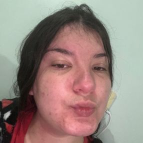 Leticia, Babá em Mafra