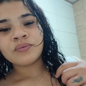 Hevelyn, Babá em Balneário Gaivota