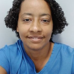 Fernanda Monique, Babysitter in Queimados