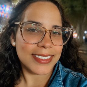 Julia, Babá em Saquarema