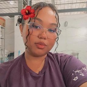 Thais, Babá em Paracatu