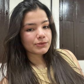 Carina, Babá em Río Negro