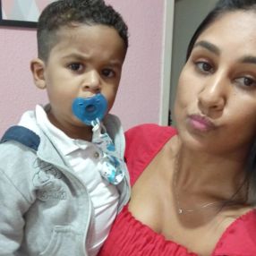 Lècia, Família em Itaquaquecetuba