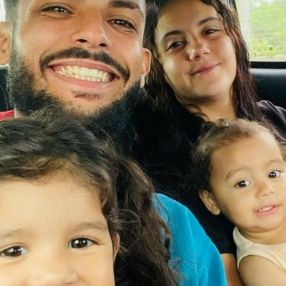 Thaysa, Family in Itanhaém