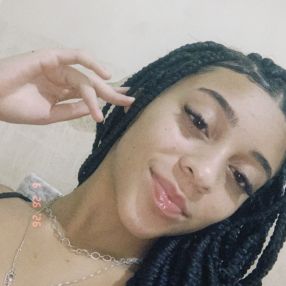 Lorena, Babá em Além Paraíba