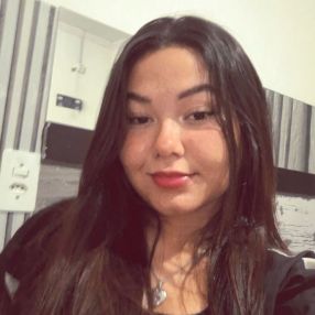 Ana Júlia, Babysitter in Inhumas