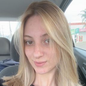 Gabriela, Babá em Imbé