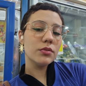 Emanuela Julia, Babá em Monte Aprazível