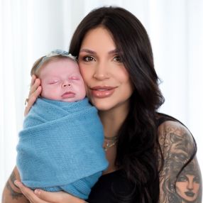 Annelise, Família em Santa Isabel