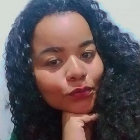 Ruanny, Babá em São José do Vale do Rio Preto