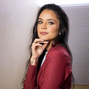 Joelsimara, Babysitter in Brasília