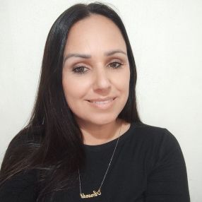 Amanda, Babysitter in Navegantes