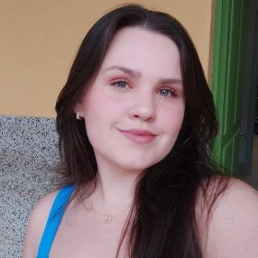 Amanda, Babá em Sapucaia do Sul