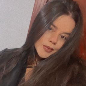 Livia, Babá em Campos dos Goytacazes