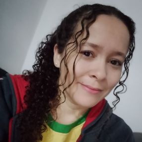 Beatriz Regina, Babysitter in Ibiporã
