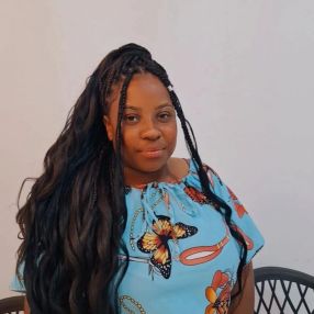 Larissa, Babysitter in Jardinópolis