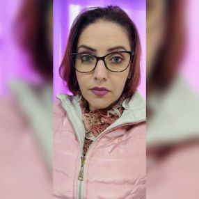 Daniela, Babá em Caraguatatuba