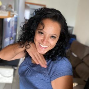 Shirlei, Babysitter in Sarandi