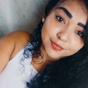 Mayara, Babá em Petrolina
