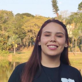 Daiana, Babá em Pindamonhangaba