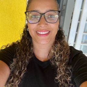 Gabriela, Babá em Pindamonhangaba