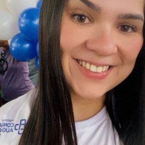 Karen, Babysitter in Uberlândia