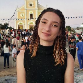 Gabrielle, Babá em Pesqueira