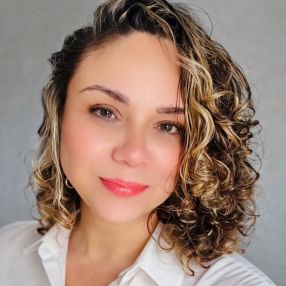 Josiane, Babá em Forquilhinha