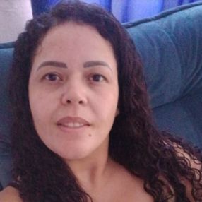 Dayane, Babá em Santana do Paraíso