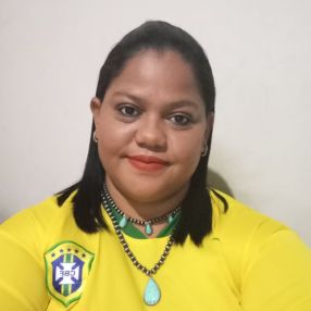 Lainara, Babá em Terra Roxa
