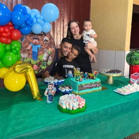 Larissa, Família em Porto Belo