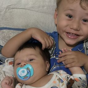 Sherom, Família em Piracaia