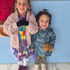 Charlestan, Família em Penha