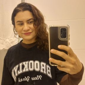 Débora, Babysitter in Joinville