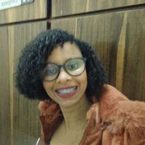 Andreza, Babá em Bertioga