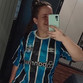 Leticia, Babá em Tramandaí