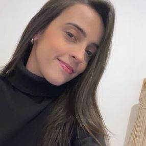 Amanda, Babá em Juiz de Fora