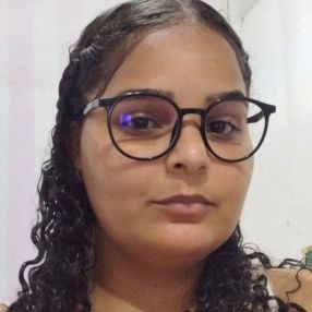 Valéria, Babá em Caruaru