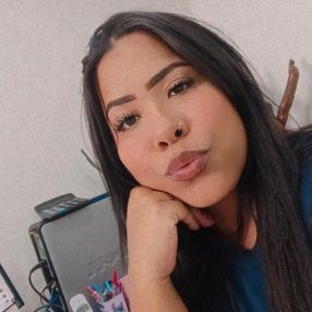 Camila, Babá em Diadema