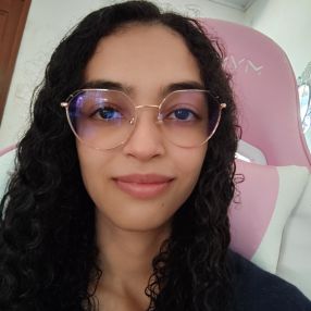 Viviane, Babá em Eldorado do Sul