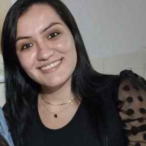 Isabelle, Babá em Pouso Alegre