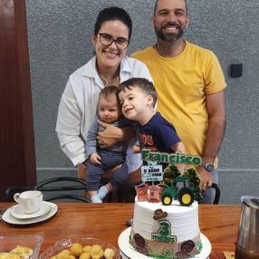 Ana Luiza, Family in Eunápolis