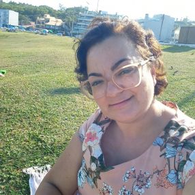 DEBORA, Babá em Osório