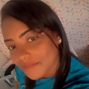 Daniela, Babá em Salvador