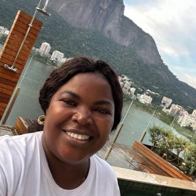 Juciara, Babá em Belford Roxo