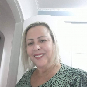 Carmem, Babá em Águas Mornas