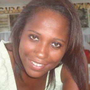 Vivian, Babysitter in Rio das Ostras