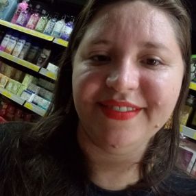 Leyda, Babysitter in Marituba